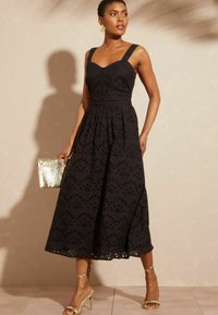 Love & Roses MIDI REGULAR FIT - Nappali ruha - black