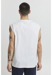 Solid SDVICENTE - Tops - white