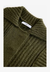 Unausgewählt, khaki green