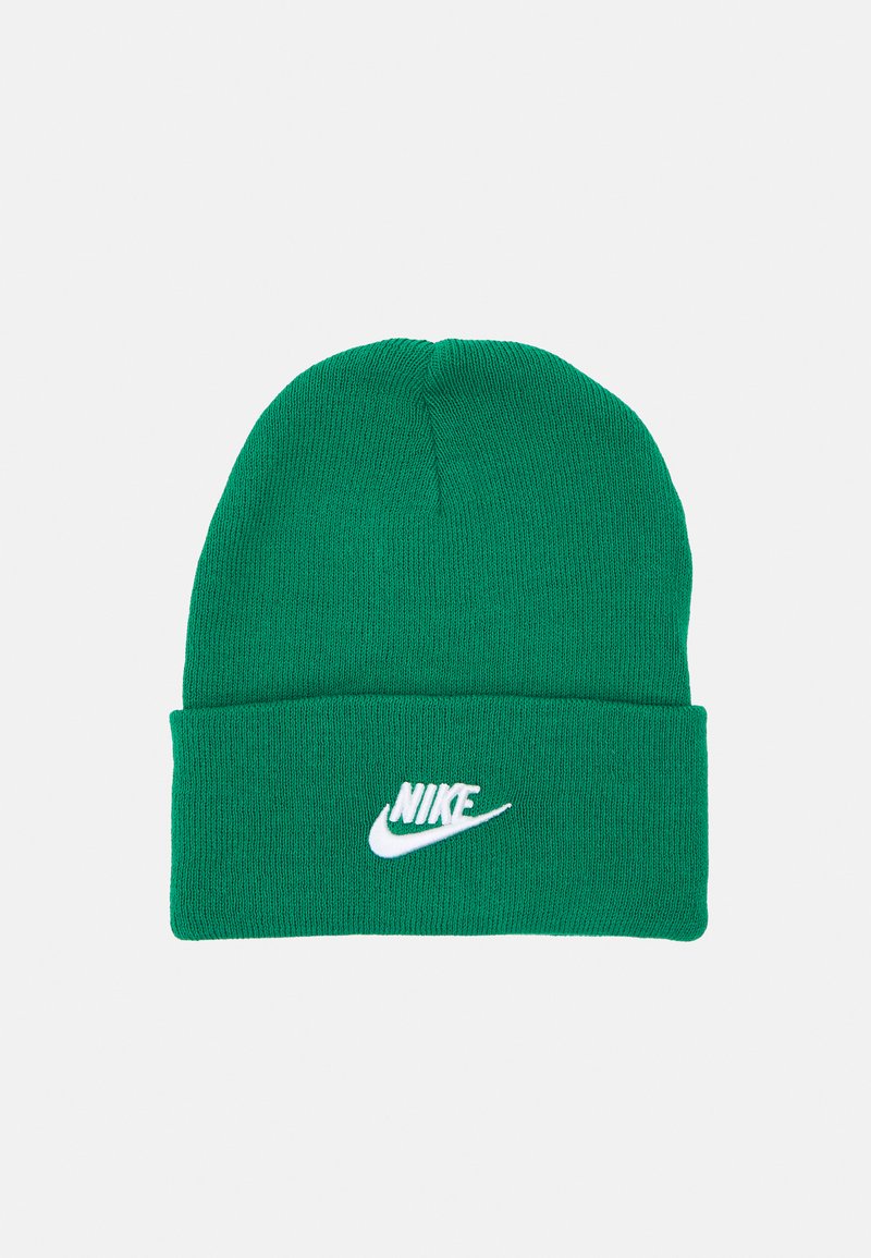 Zelená pletená čepice s ohrnutým lemem, na které je bílé logo Nike. Tkanina je texturovaná a elastická pro pohodlí.