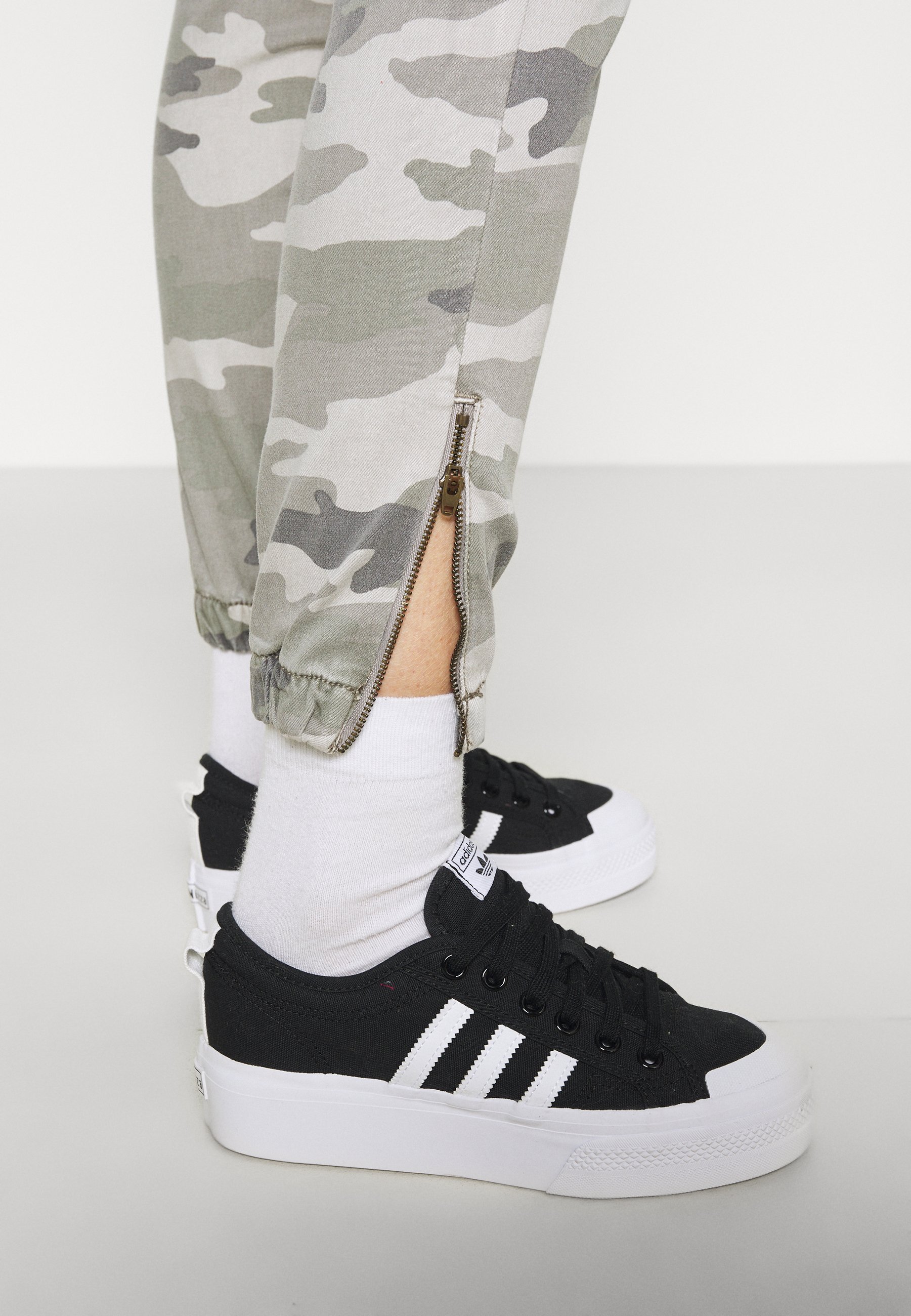 American Eagle HIGH RISE JEGGING JOGGER 