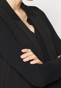 Pieces Weste - black
