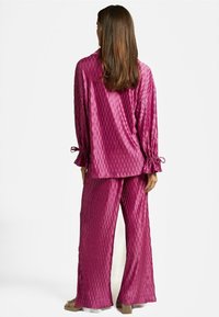 Alma en Pena Blusa - fucsia
