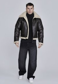 SIKSILK Chaqueta de invierno - brown