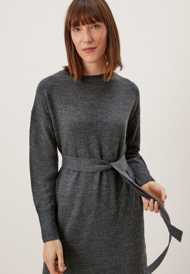 Damen Freizeitkleider | s.Oliver Strickkleid charcoal melange/dunkelgrau-meliert - FR31211 Damen Freizeitkleider | s.Oliver Strickkleid charcoal melange/dunkelgrau-meliert - FR31211