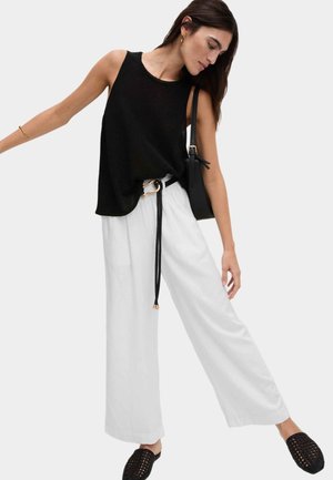 Marks & Spencer, Stoffhose - white