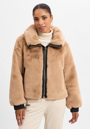 Marie Lund Winterjas - camel