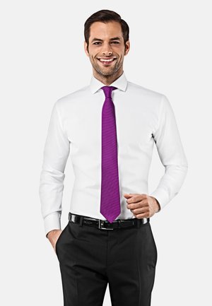 FITTED NON IRON CUTAWAY COLLAR - Formal shirt - weiß