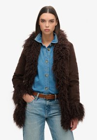 Superdry & Co AFGHAN - Abrigo de invierno - dark brown cord