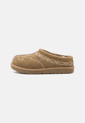 UGG, TASMAN II WESTERN - Chaussons - chestnut