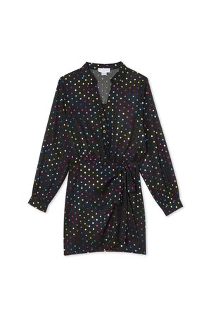 Μαύρο φόρεμα με μακριά μανίκια, κουμπιά στο μπροστινό μέρος και ζώνη στη μέση. Διακοσμημένο με πολύχρωμες βούλες διαφόρων μεγεθών σε όλο το ύφασμα.