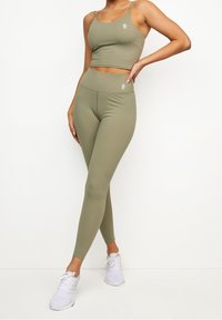 Gym King Leggings - Byxor - olive