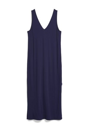 Mouwloze midi-jurk in marineblauw met een diepe V-hals en een rechte, losse pasvorm, hangend tegen een witte achtergrond.