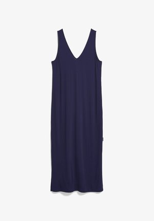 Mouwloze midi-jurk in marineblauw met een diepe V-hals en een rechte, losse pasvorm, hangend tegen een witte achtergrond.