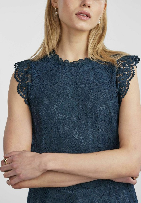 PCOLLINE  - Top - reflecting pond2