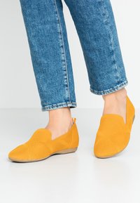 Marco Tozzi Slipper - saffron