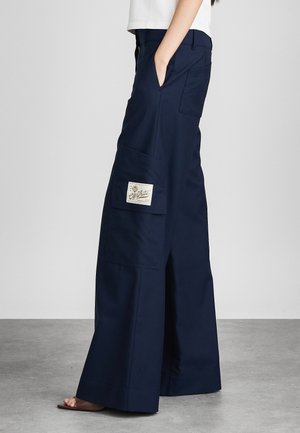 TAILORING TOYBOX - Kapsáče - blue iris
