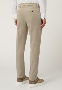 Harmont & Blaine CHINO BASIC NARROW FIT - Chinos - beige