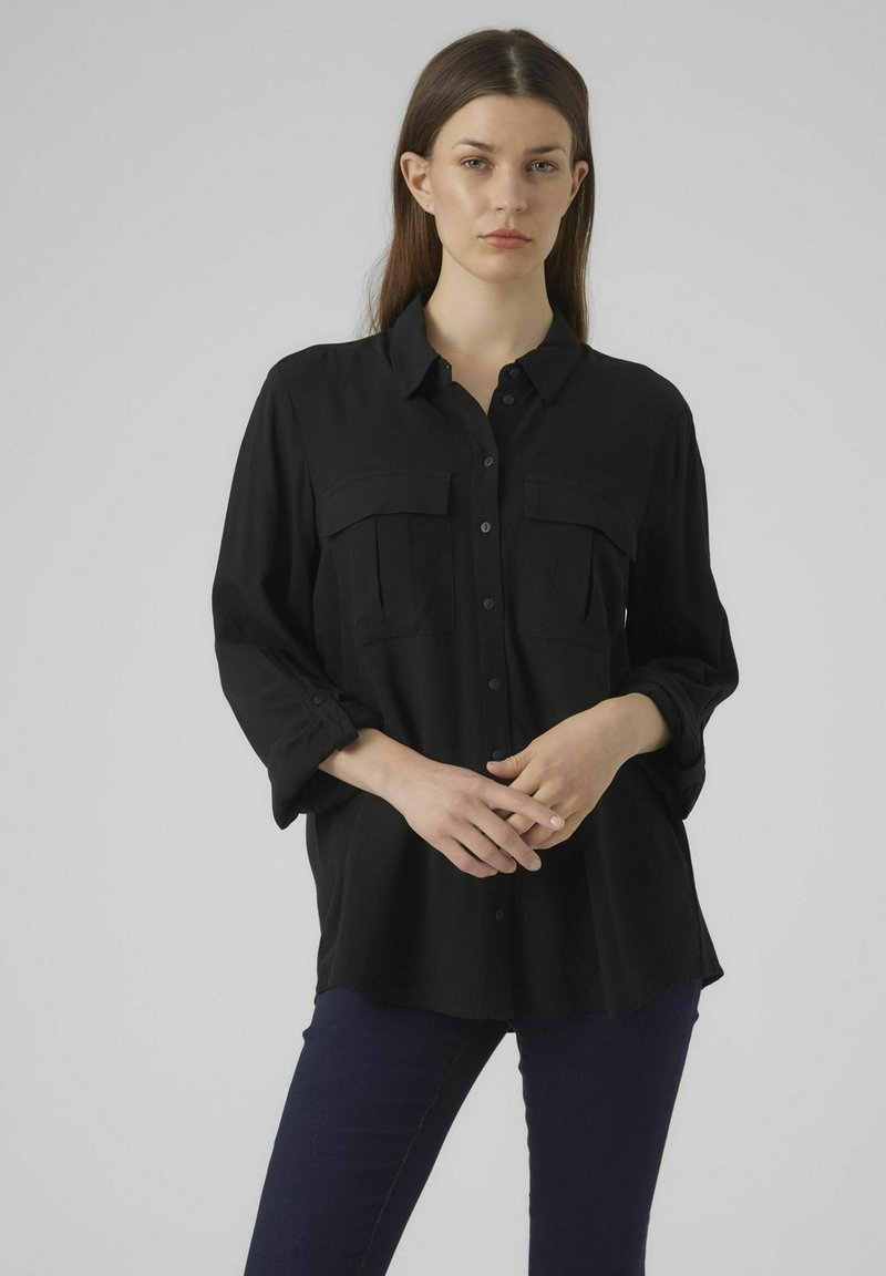 Vero Moda Vmflowy SS Camicia Donna - Scollo A V, Maniche Corte, Tessuto Fluido, Taglio Regular, Composizione Viscosa E Poliammide
