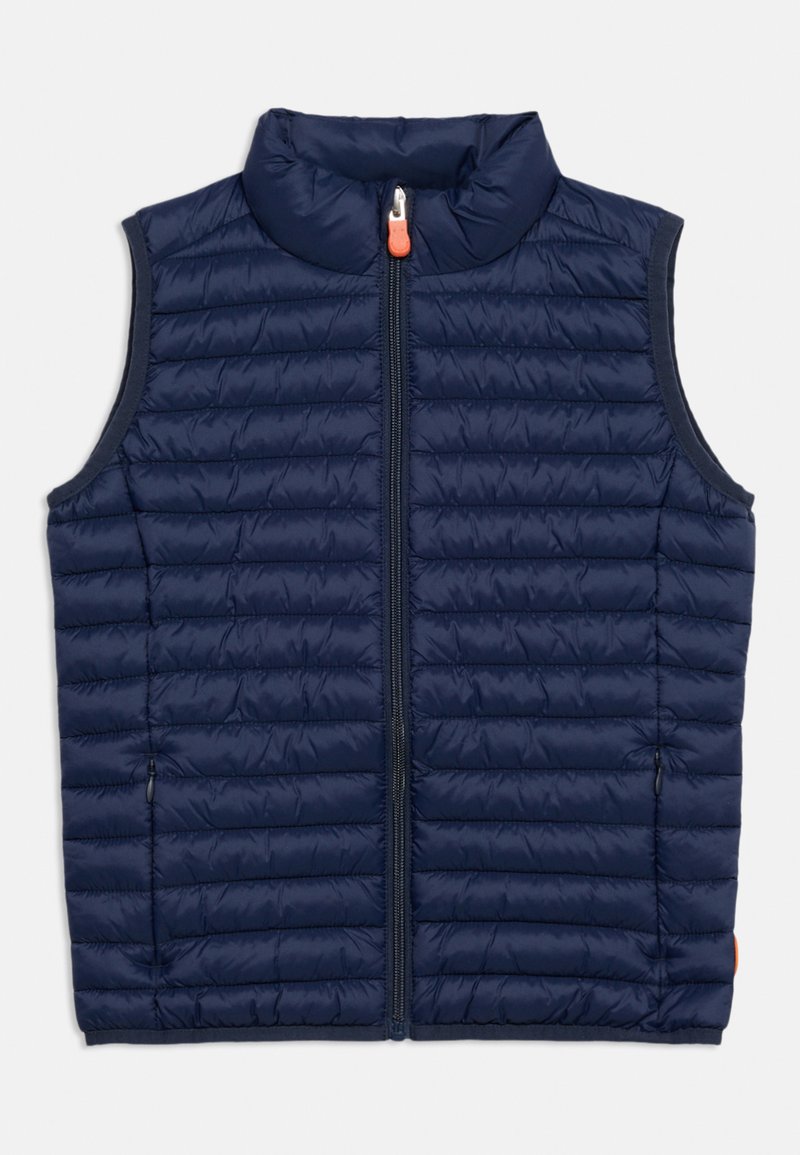 Γιλέκο αμάνικο σε ναυτικό μπλε με επένδυση και μπροστινό φερμουάρ, με όρθιο γιακά, πλαϊνές τσέπες με φερμουάρ και πορτοκαλί έλκυστη φερμουάρ.