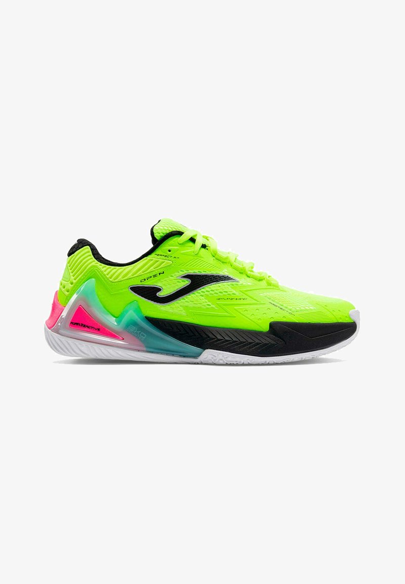 Scarpa da ginnastica verde neon con dettagli neri, tomaia in mesh, supporto del tallone multicolore in rosa e turchese, e suola bianca, vista laterale.