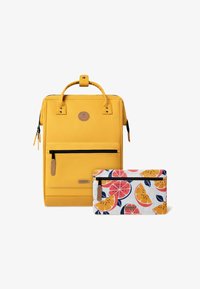 Niet geselecteerd, Marrakech ocher yellow