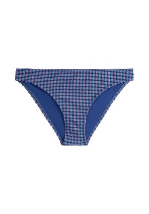 Plavi i ljubičasti kockasti donji dio bikinija s naboranim pojasom i jednobojnim plavim unutarnjim slojem na bijeloj pozadini.