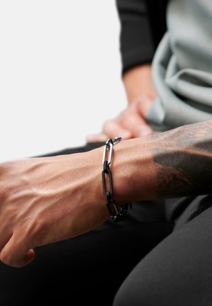 LUCLEON CEDRIC AMAGER - Armband - black  steel silver