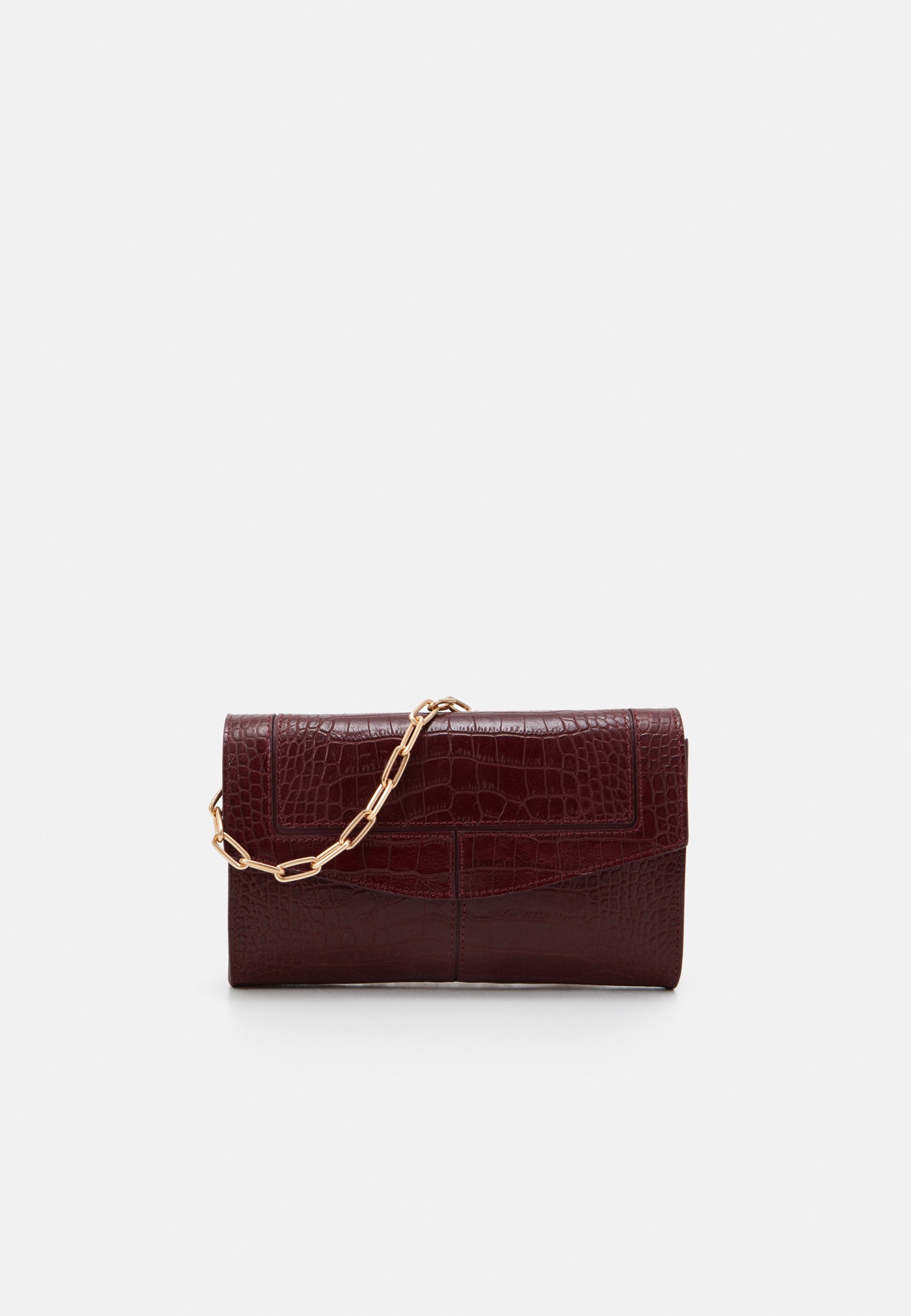 pochette bordeaux