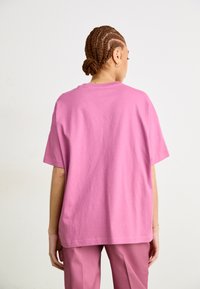 Dickies SUMMERDALE TEE - T-shirts basic - mellow mauve