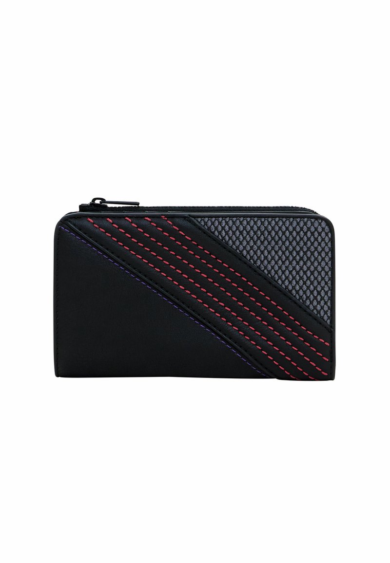 Schwarze Geldbörse mit geometrischem Design und roten sowie lila Nähten sowie einer strukturierten Akzentuierung. Mit Reißverschluss. Glatte Lederoberfläche.