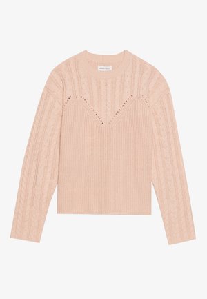 Pulover tricotat roz deschis, cu mâneci lungi, având un model de tricotare în cablu și un detaliu texturat cu decolteu în formă de V. Lungime scurtă.