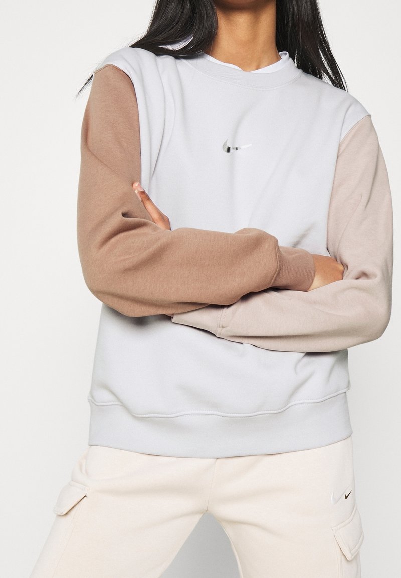 Nike Sportswear Sweatshirt grey (Pre-owned)