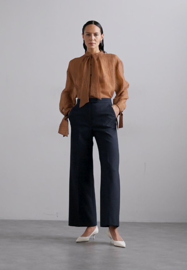 IRIT - Trousers - deep ocean4