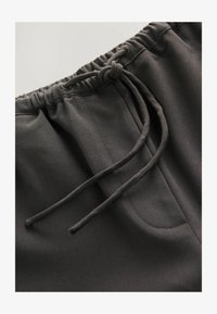 Non selezionato, brown