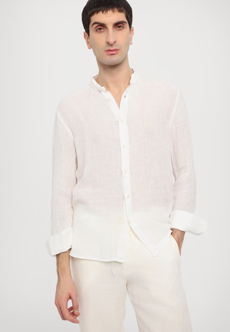 120% Lino LONG SLEEVE MEN SLIM FIT SHIRT Camicia white/bianco