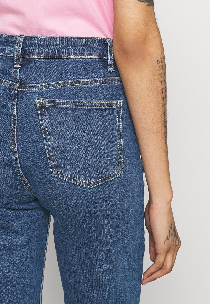 Cotton On Relaxed Fit Jeans Coogee Blue Moon Washed Zalando Co Uk