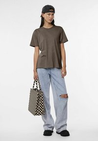 Pieces PCRIA SS SOLID TEE NOOS - Paprasti marškinėliai - morel