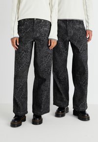 Jaded London OVERDYED UNISEX - Calças de ganga folgadas - grey