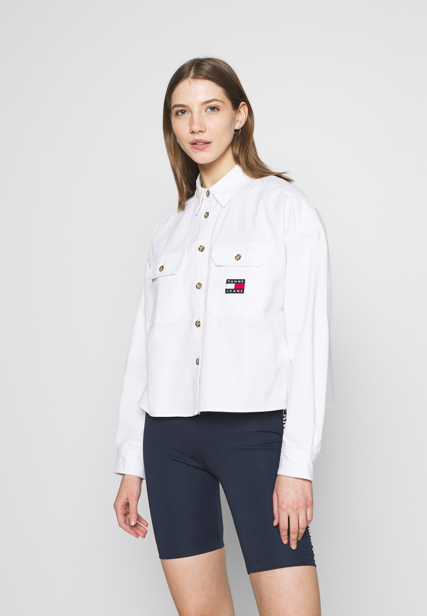 Tommy Jeans CROPPED UTILITY - Button 