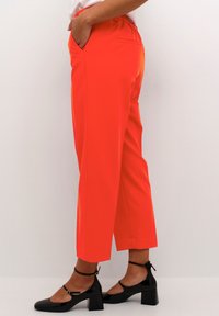 Kaffe SAKURA CROPPED - Trousers - fiery red