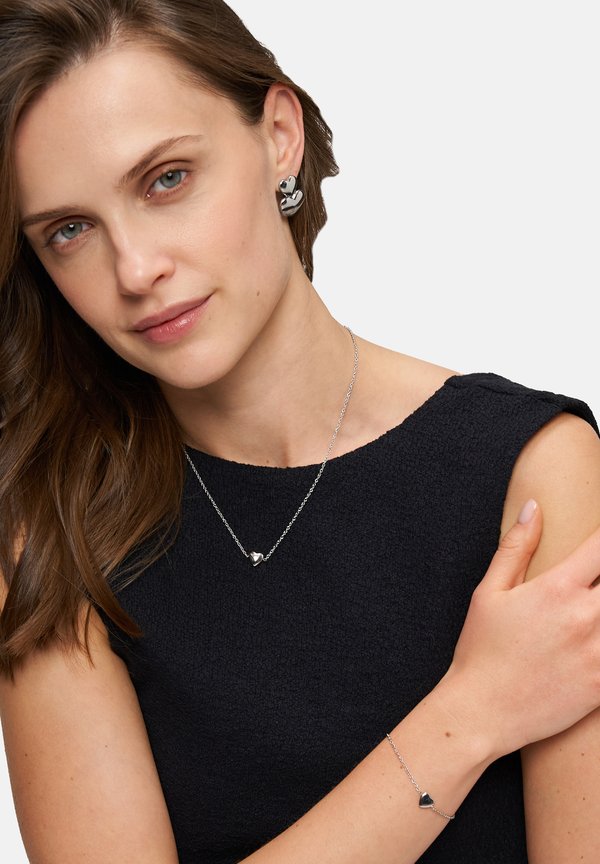 Ohrringe - silberfarben