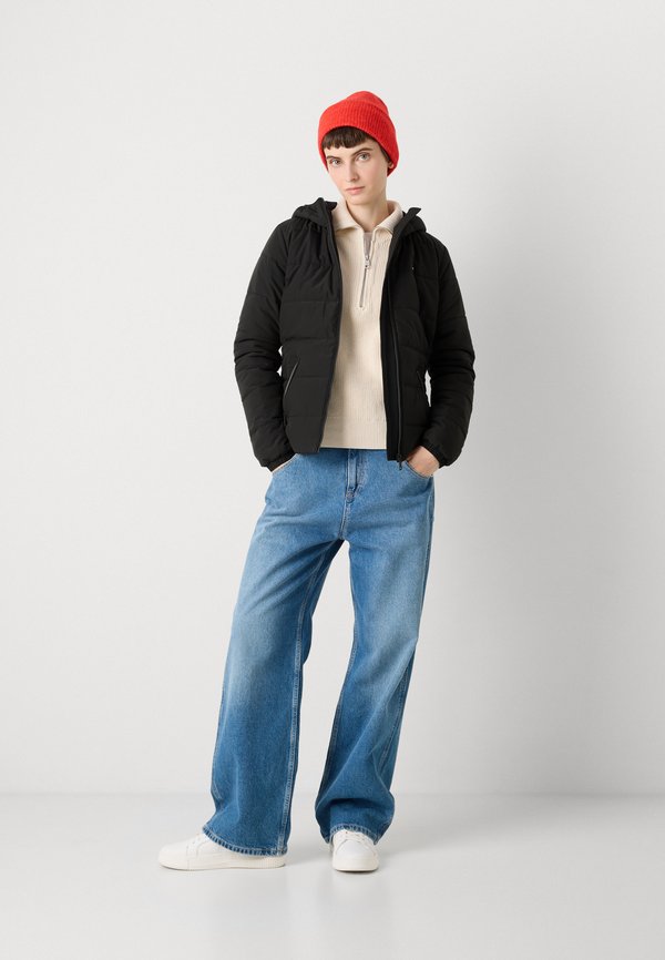 SLIM HOODED JACKET - Light jacket4