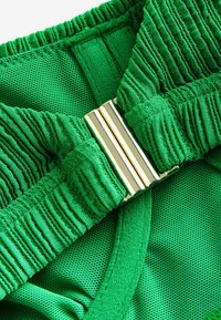 Next CROP - Bikinitop - green rib