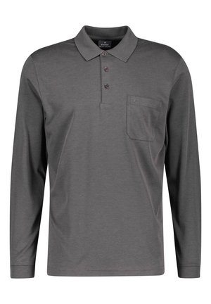 Langärmliges Poloshirt aus dunkelgrauem Stoff, mit einem Kragen, einer Drei-Knopf-Leiste und einer einzelnen Brusttasche. Glatte Textur.