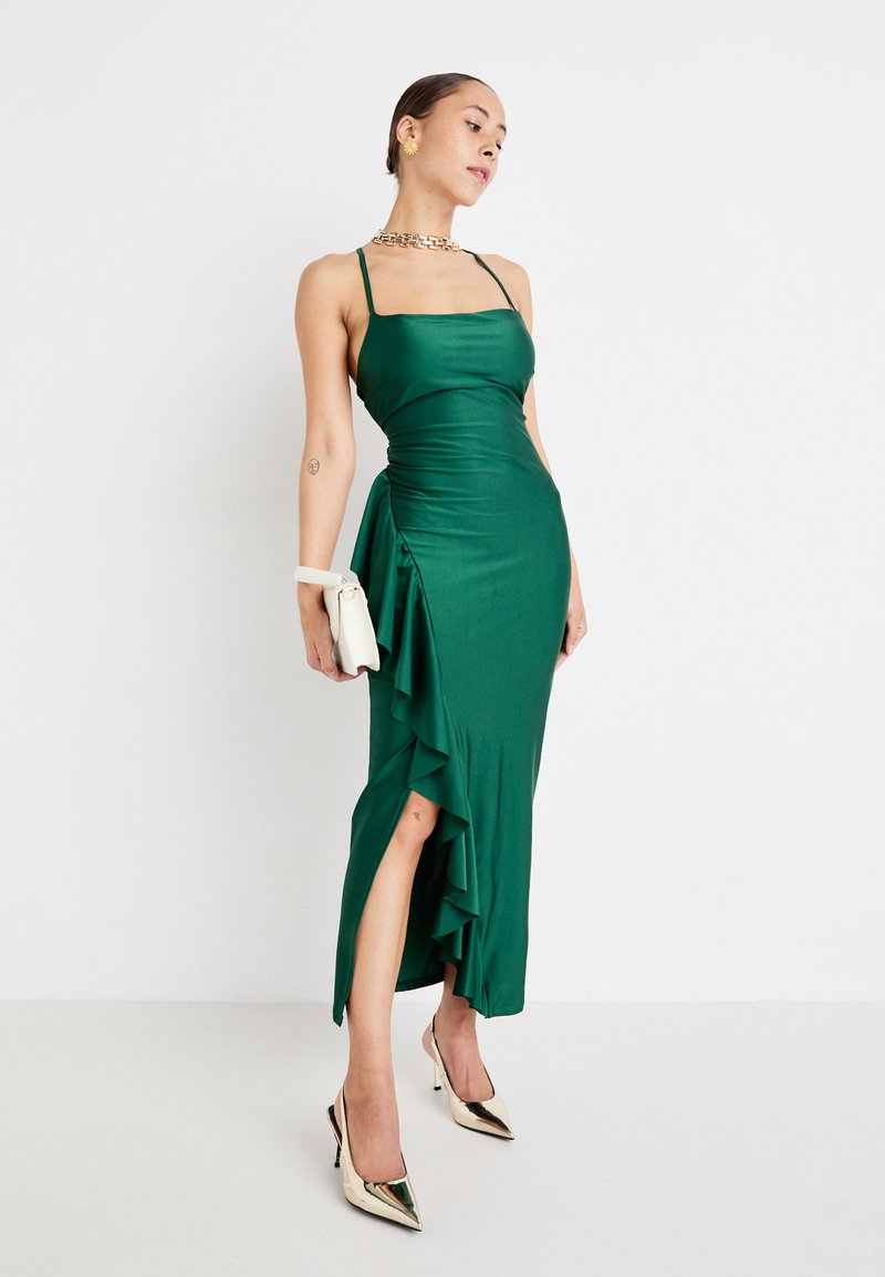 WAL G PETITE WEDDING GRACE RUFFLE MAXI - Jersey dress - forest green/dark green - Zalando.co.uk WAL G PETITE WEDDING GRACE RUFFLE MAXI - Jersey dress - forest green/dark green - Zalando.co.uk