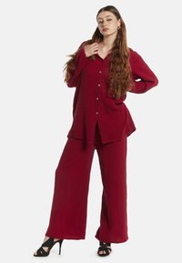Elara SET - Pyjama - weinrot