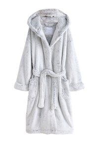 Accappatoio imbottito grigio chiaro con cappuccio, maniche lunghe, due tasche frontali e cintura abbinata. Tessuto morbido con una finitura leggermente pelosa.