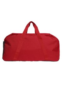 Bolsa de viaje roja hecha de un tejido duradero, con dos asas superiores, un fondo negro y un exterior texturizado sin patrones adicionales.