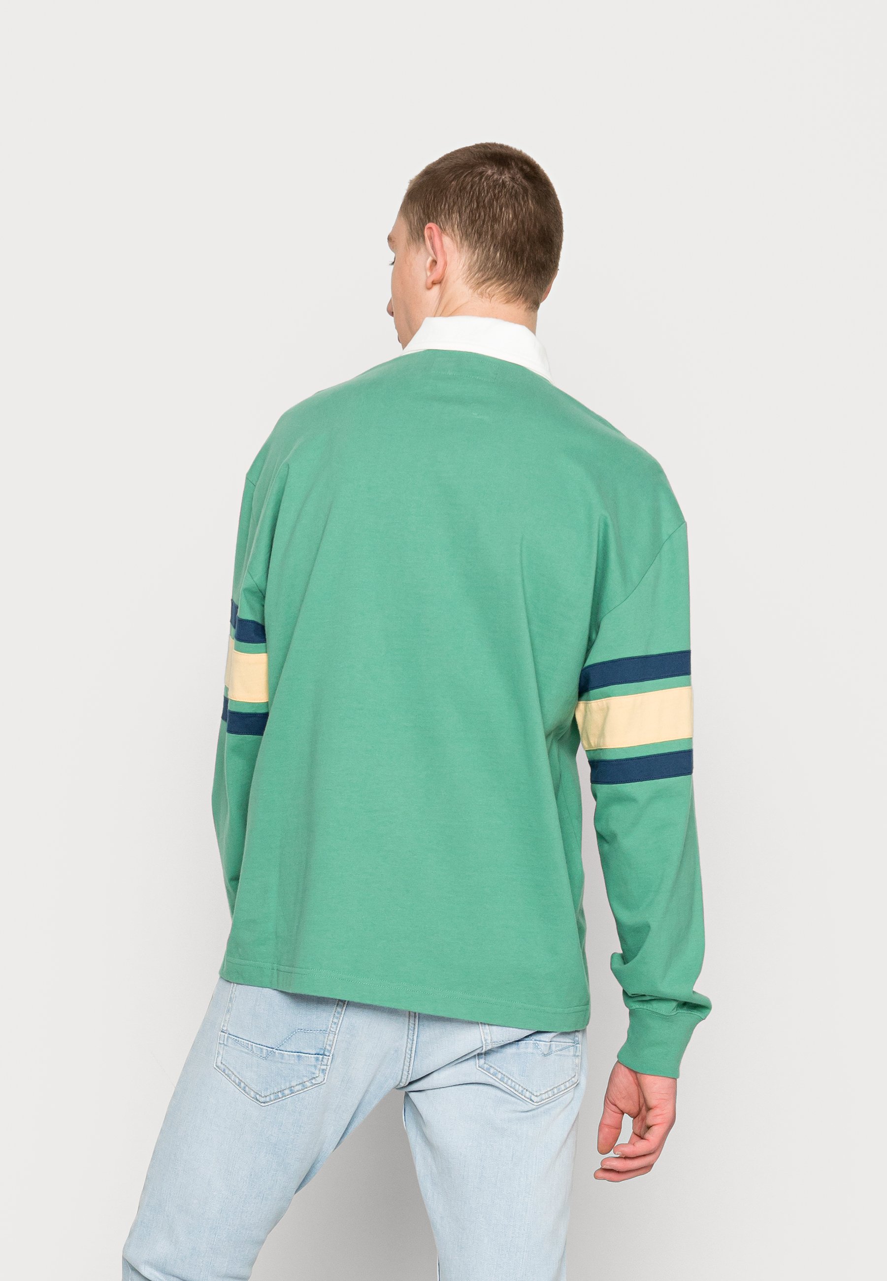Abercrombie \u0026 Fitch OVERSIZED RUGBY 